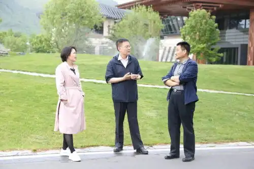 市劳动服务管理中心社会化管理处落实局处长走流程,到我区调研退休人员社会化管理工作
