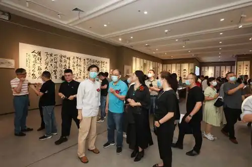 广德市新的社会阶层人士暨琴瑟和鸣虞卫毅王琼书画作品展开幕
