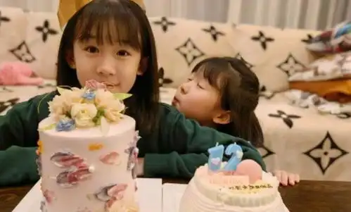 陆毅女儿贝儿12岁生日,变得漂亮又文静,妹妹搞怪抢镜
