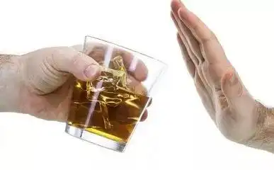 冬季,护好三处血管,做好三控,常饮三水,防堵塞
